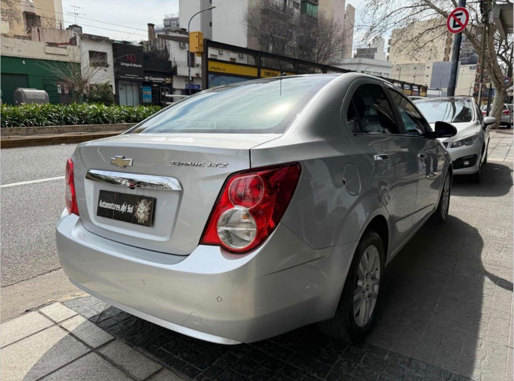 Chevrolet Sonic LTz — foto 6